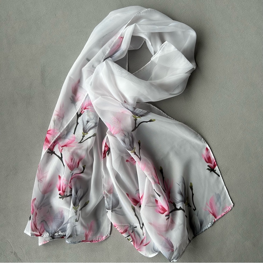 Floral Lightweight Scarf ~ 155 cm x 45 cm ~ 60” x 18” ~ Brand New!